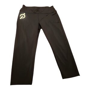 Peloton Essential Capri Women's Black Knee Length Leggings EUC with back Pocket